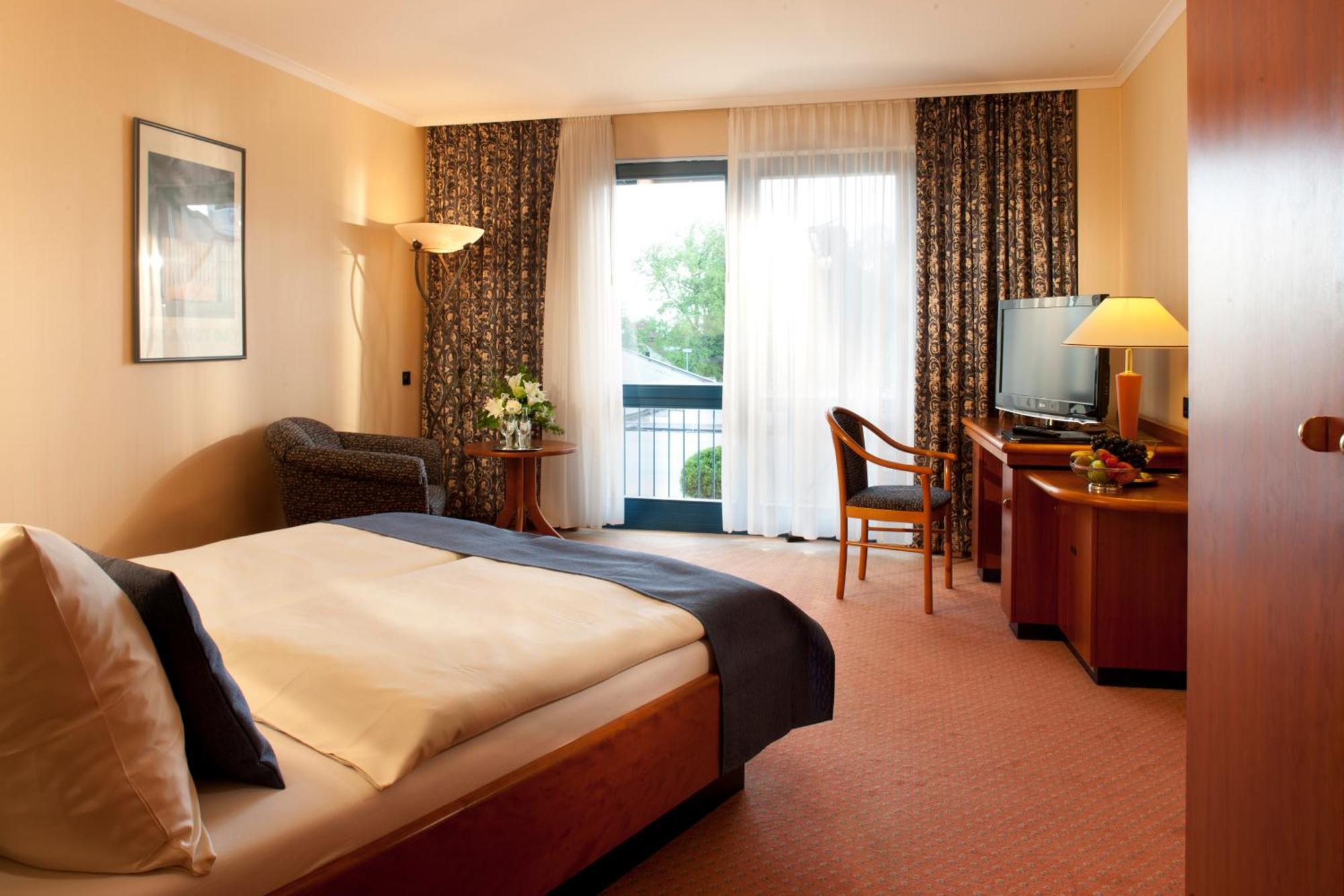 Vital Hotel Westfalen Therme Wellness Resort & Spa Bad Lippspringe Exterior photo