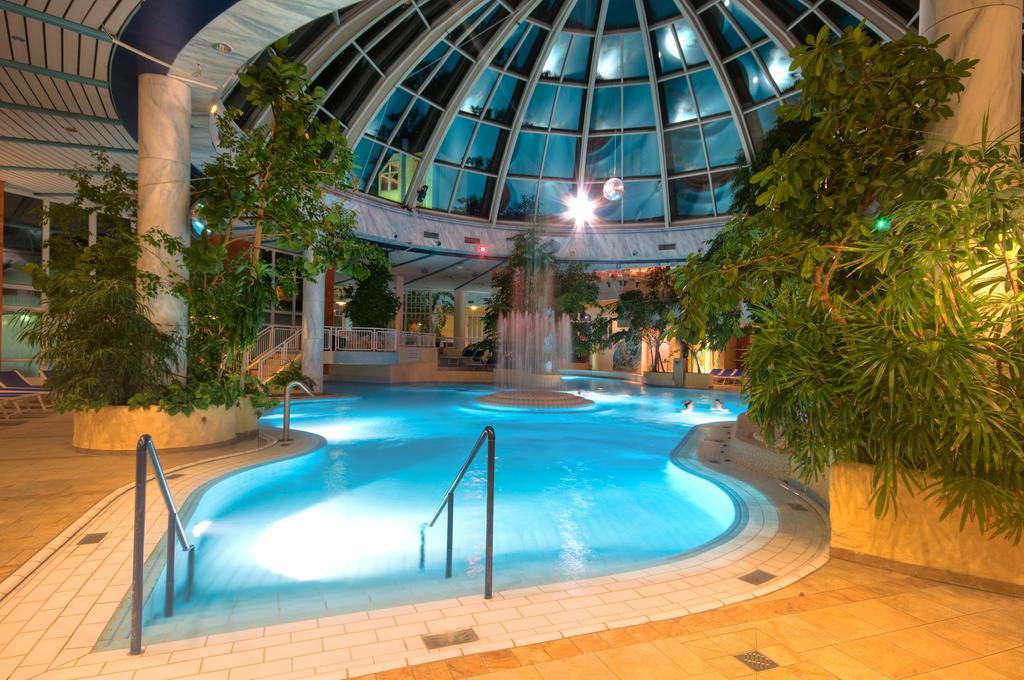 Vital Hotel Westfalen Therme Wellness Resort & Spa Bad Lippspringe Exterior photo